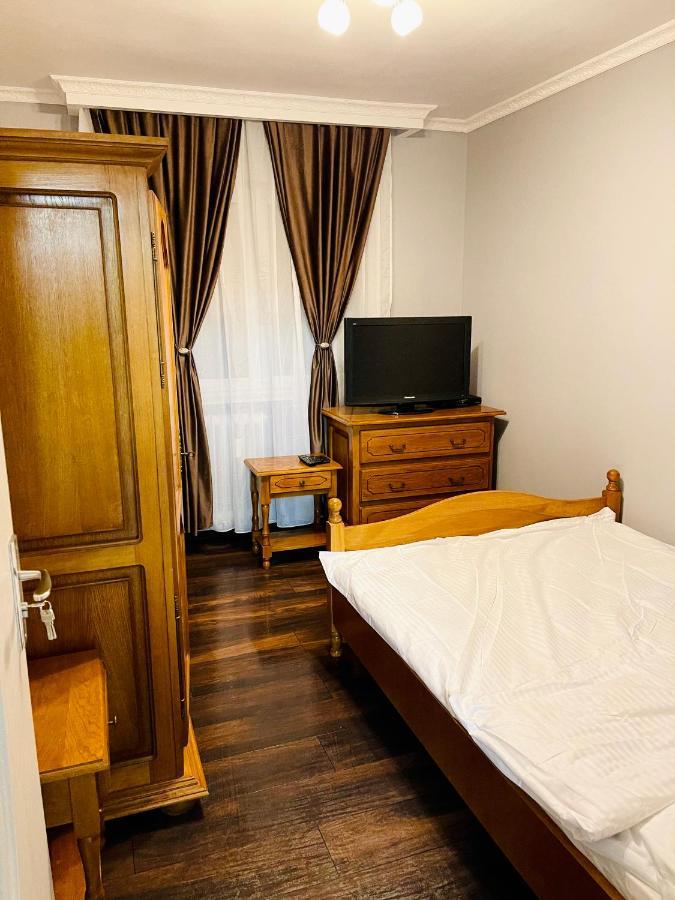 Apartament Premium Isabella Арад Екстериор снимка